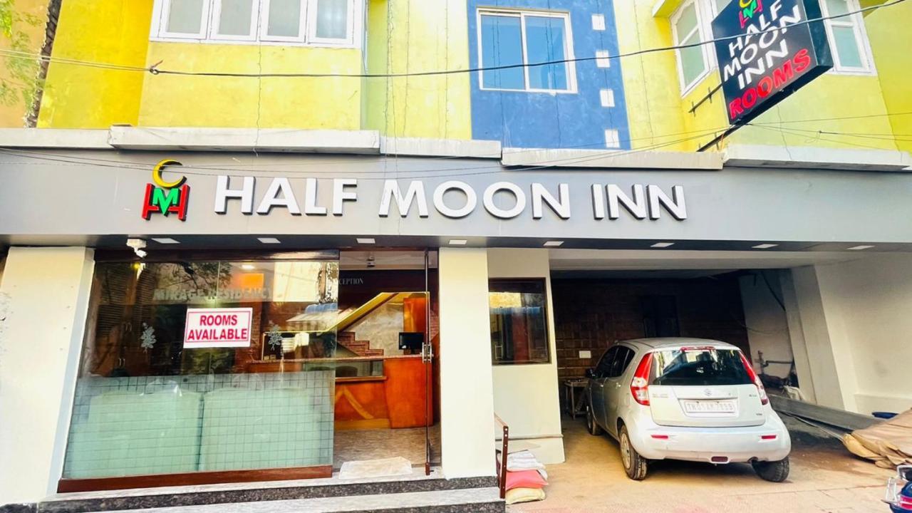 Half Moon Inn Ченнаї Екстер'єр фото